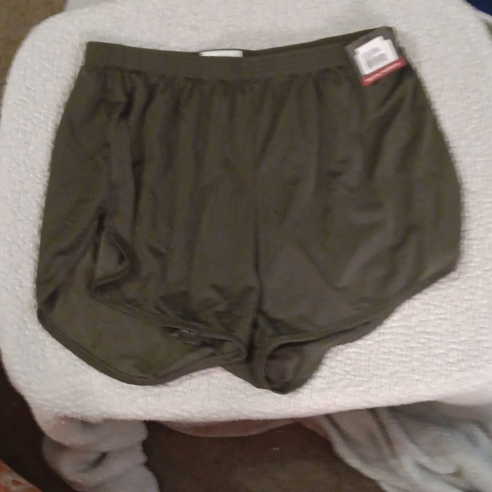 Women's athletic shorts a18